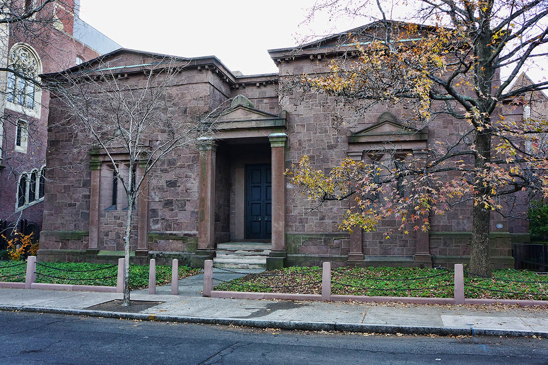 Skull and Bones Tomb, Yale University, New Haven, Connecti…